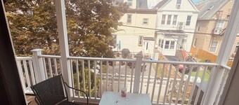 Hip private Flat in house overlooking Midtown Manhattan in Weehawken