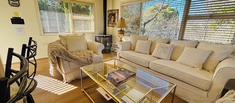 Leura's Magical Manderley - 1 Bedroom Unit