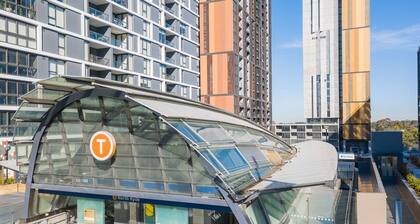 Modern 2-Bedroom Apartment next North Ryde Metro