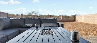 Hilltop Haven 3BD/2BTH in Beautiful Benson, AZ      
Pets OK
