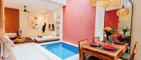 Deluxe villa, uitzicht op zwembad | Dineren op de kamer