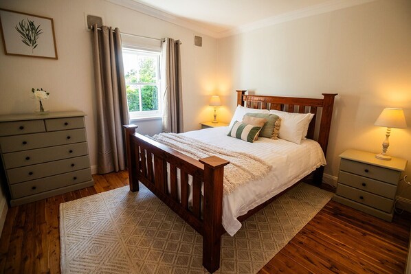 3 bedrooms, iron/ironing board, travel cot, WiFi