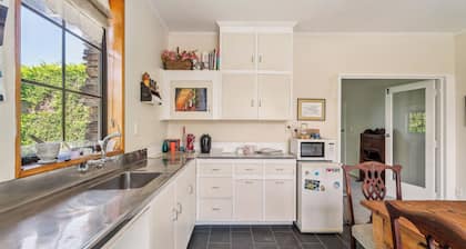 Riverside Retreat in beautiful Arrow Junction