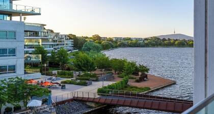 Lakefront Modern 2 BDR Apt with 2 Parking Kingston