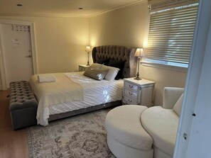 2 slaapkamers, een strijkplank/strijkijzer, wifi, beddengoed