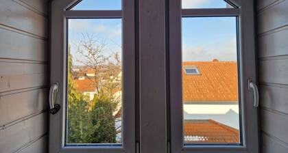 Appartement "Storchenblick" avec vue sur les montagnes, balcon et Wi-Fi
