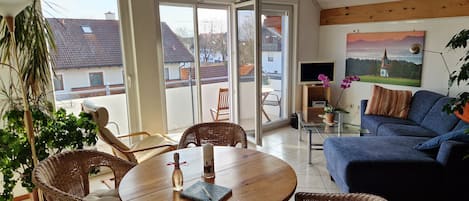 TV, DVD player, stereo