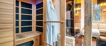 Holiday Home 'Seeblick' with Lake View, Private Terrace and Wi-Fi