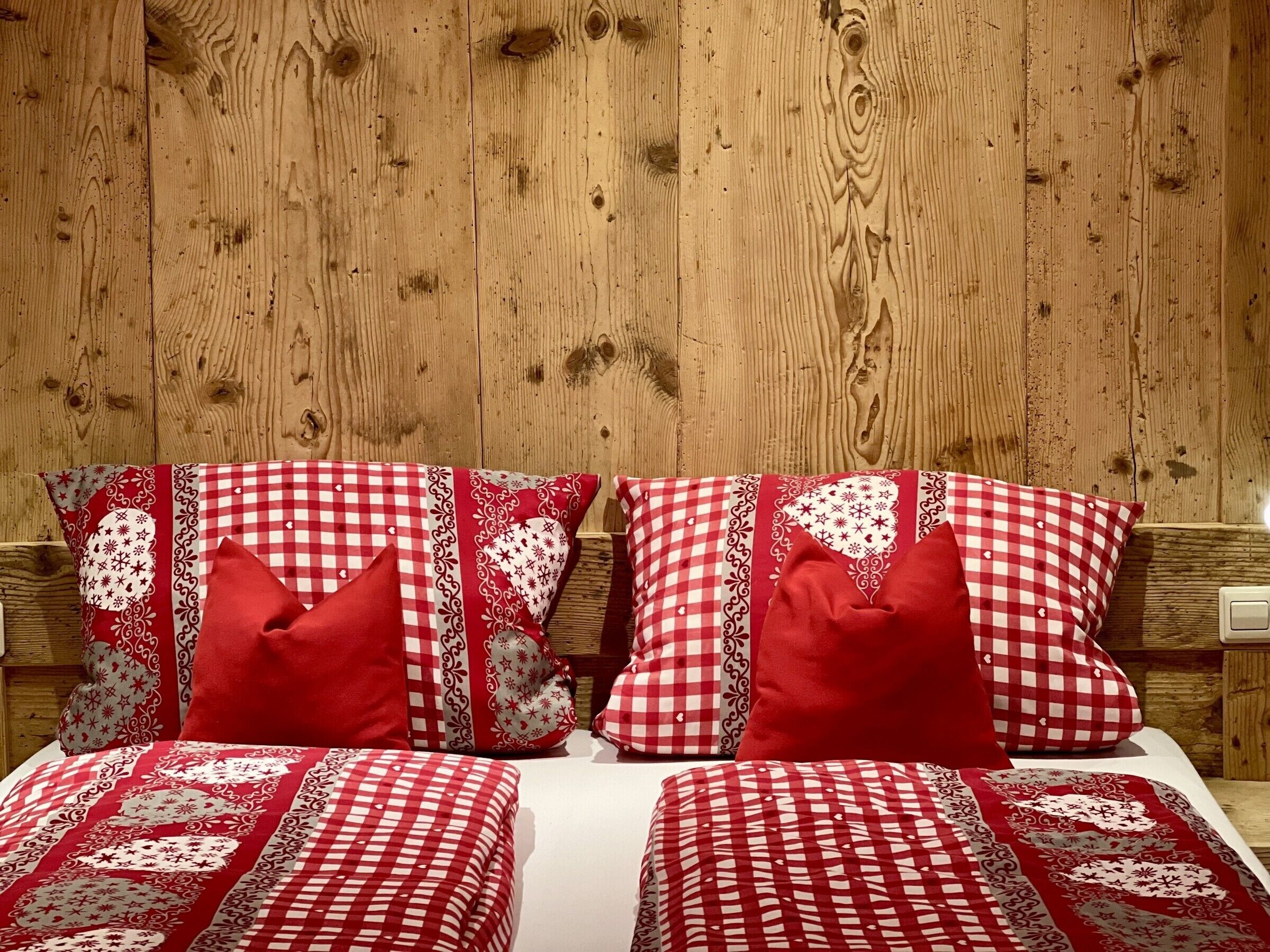 2 habitaciones, wifi gratis y ropa de cama 