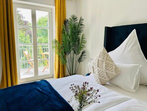 1 bedroom, free WiFi, bed sheets