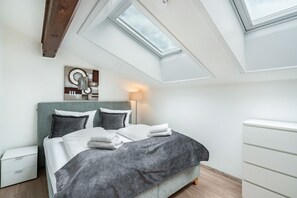 3 makuuhuonetta, ilmainen Wi-Fi, vuodevaatteet