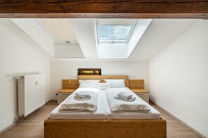 3 bedrooms, free WiFi, bed sheets