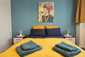 1 chambre, fer et planche Ă repasser, Wi-Fi, draps fournis