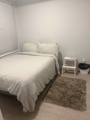 1 chambre, fer et planche à repasser, Wi-Fi gratuit, draps fournis