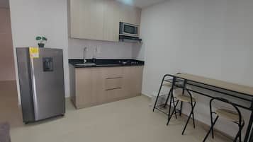 Microwave, stovetop