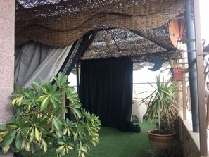 شرفة/رواق