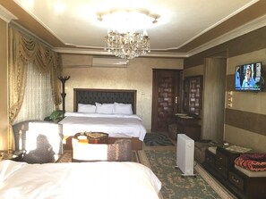 3 bedrooms, iron/ironing board, WiFi