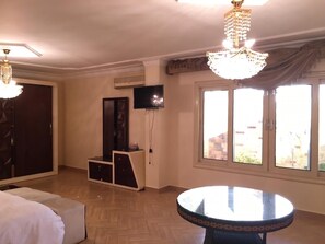 3 室のベッドルーム、アイロン / アイロン台、WiFi