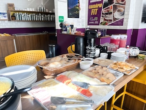 Free daily cooked-to-order breakfast