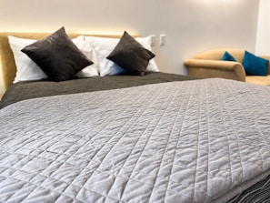 1 bedroom, desk, iron/ironing board, free WiFi