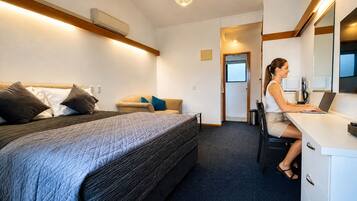 1 bedroom, desk, iron/ironing board, free WiFi