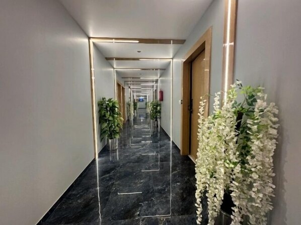 Lobby - HOTEL NEW YORK (Ahmedabad)