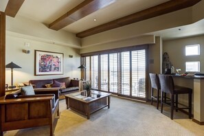 Smart TV, DVD player, foosball, table tennis