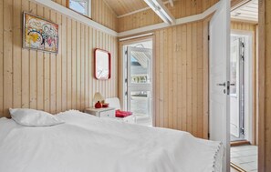 2 bedrooms, free WiFi