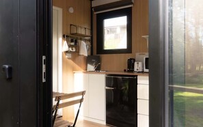 Interior - Loburn Retreat - Water's Edge by Tiny Away (Loburn)