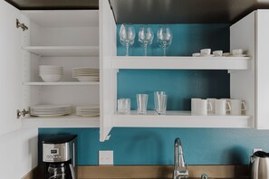 Interior - Blueground | Capitol Hill, rooftop & w/d, nr park (Seattle)