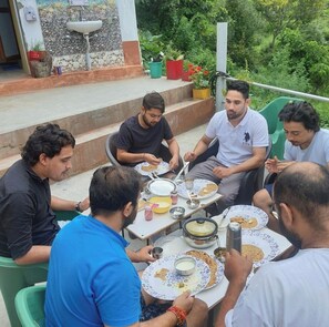 Restauration en plein air