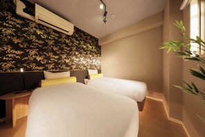 3 habitaciones, decoración personalizada y muebles diferentes 
