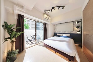 3 habitaciones, decoración personalizada y muebles diferentes 