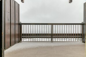 Property grounds - Apartment 'Bel Rénové Les Granges 26' with Mountain View, Balcony and Wi-Fi (Villard-Reculas)