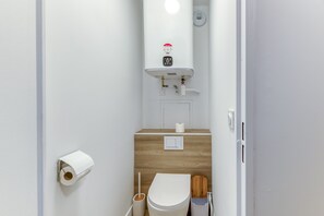 Bruser, hårtørrer, håndklæder