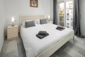 2 makuuhuonetta, silitysrauta/-lauta, ilmainen Wi-Fi, vuodevaatteet