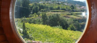 Holiday Home 'Casa Das Cortes Em Melgaço' with Mountain View, Private Pool and Wi-Fi