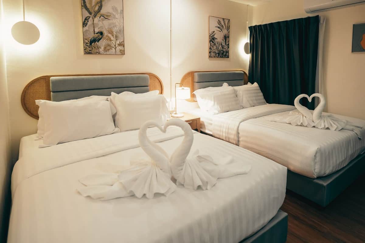 Deluxe Double or Twin Room, City View | Free WiFi, bed sheets