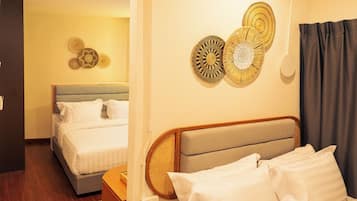 Family Quadruple Room, Non Smoking, Housekeeping | Free WiFi, bed sheets