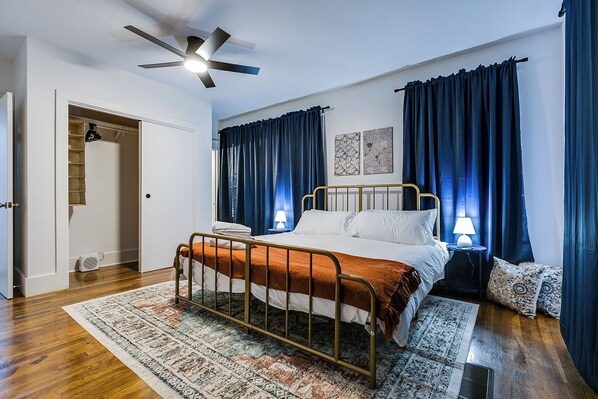 3 chambres, fer et planche à repasser, draps fournis