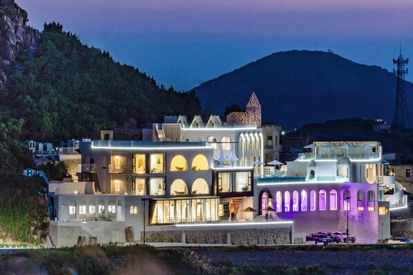 واجهة المنشأة