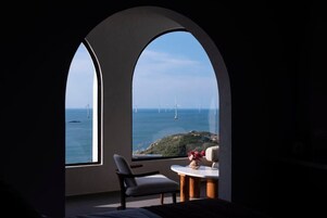 Comfort Suite, Ocean View | Beach/ocean view