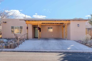 Exterior - Walk to the Plaza, Kiva Fireplace, Fun Patio (Santa Fe)