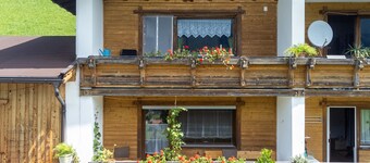 Panoramic Apartment, 500m to the ski bus