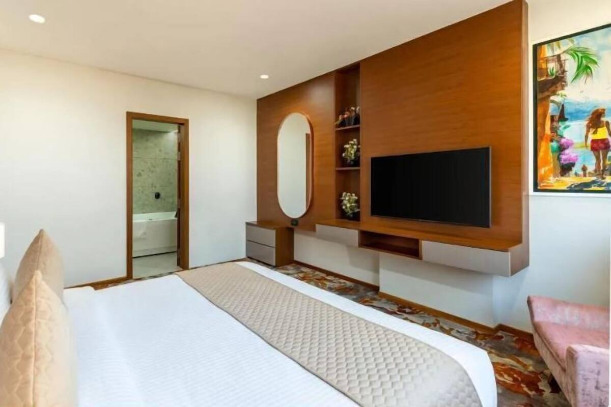 Premium bedding, memory foam beds, minibar, desk