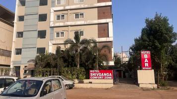 Bagian depan properti