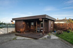 Exterior - 17th Century Cottage in Bideford, Private Parking (Devon)