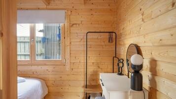 1 bedroom, Internet, bed sheets