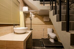 Free toiletries, hair dryer, slippers, towels - Khanaya Borobudur (Borobudur)