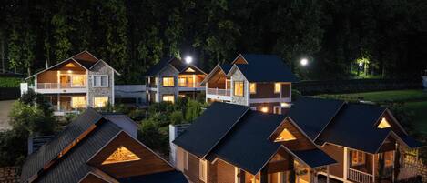 Front of property – evening/night